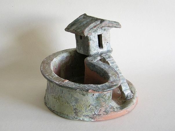 Pigsty with a latrine – (0302)